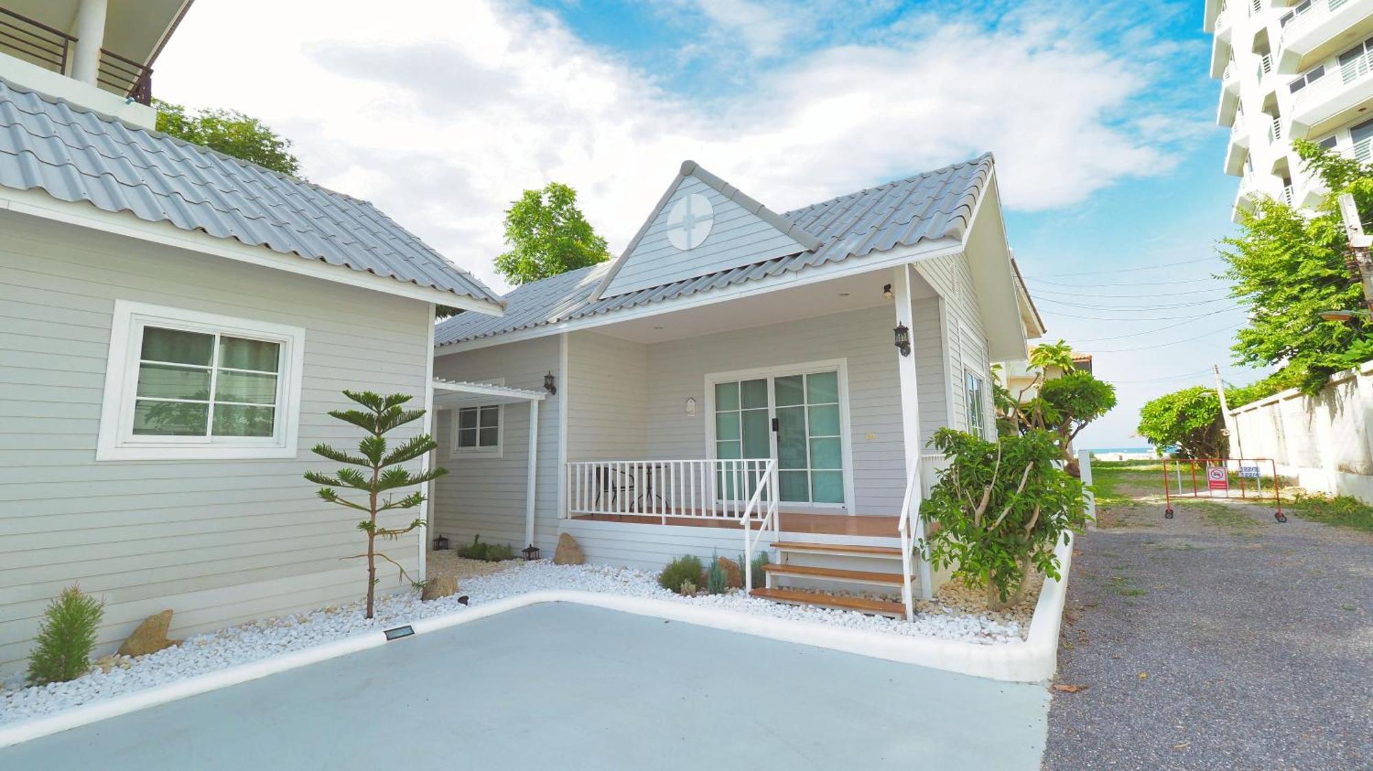 Baan Casita With Private Seaside Cottage ホアヒン郡 エクステリア 写真
