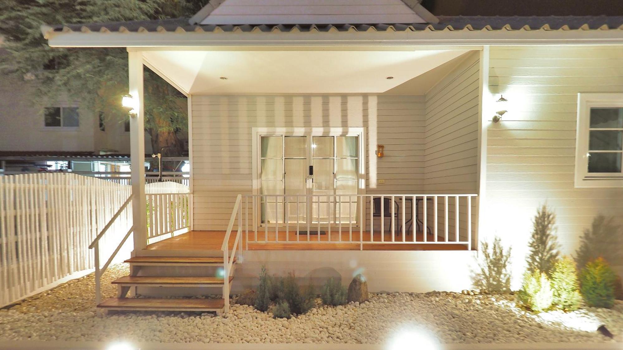 Baan Casita With Private Seaside Cottage ホアヒン郡 エクステリア 写真